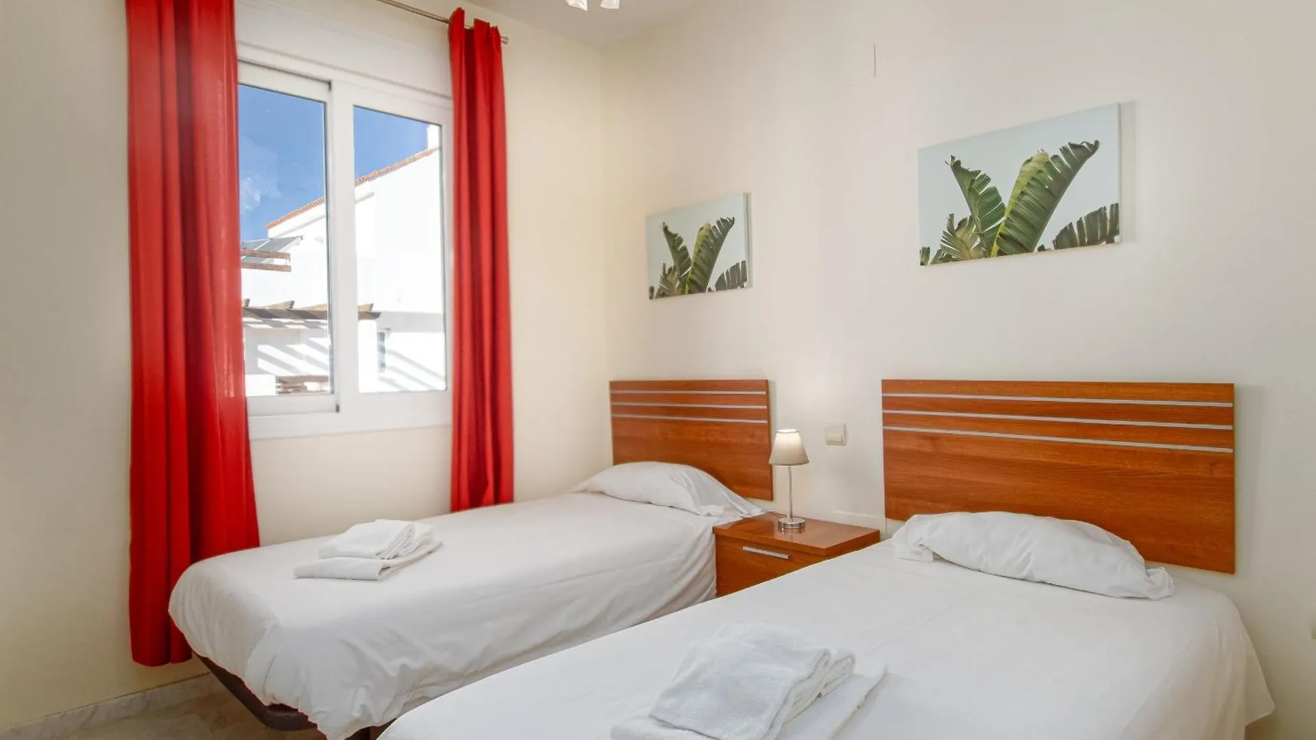 Appartement 2060-Newly Furnished 2 Bedrooms Apt With Golf Estepona